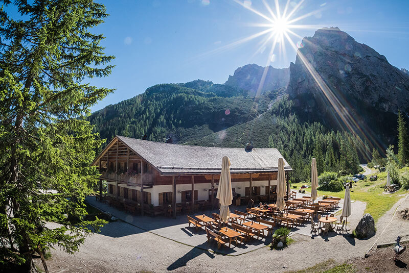 Talschlusshütte im Sommer